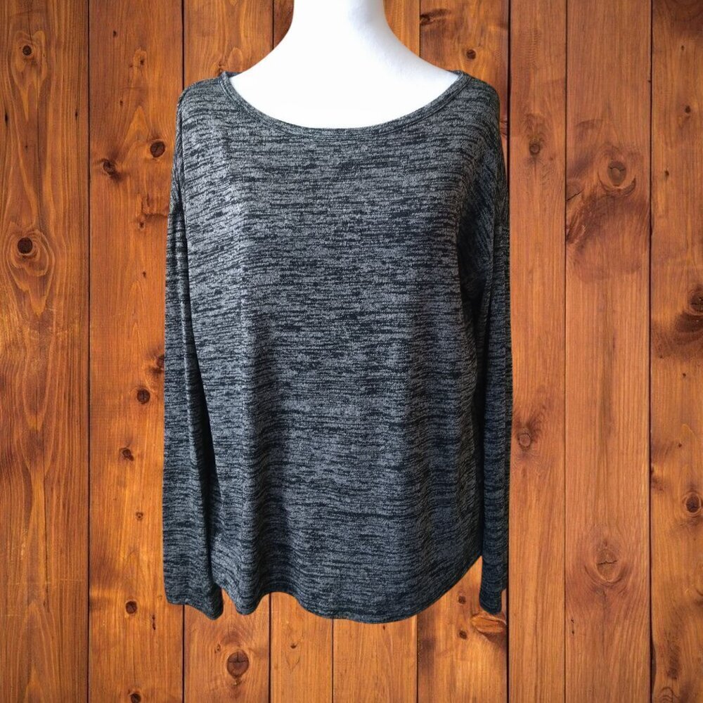 Gap Size Medium Long Sleeve Heathered Grey Black Casual Shirt Top Classic